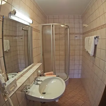 Отель Egerthof