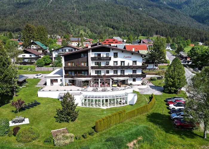 Hotell Egerthof 3*
